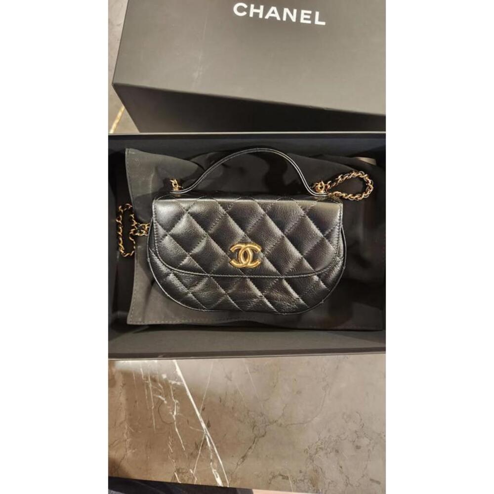 Chanel 23A CC Curve Clutch - Black